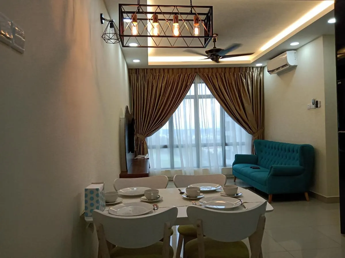 Luxury Stay - 2 Rooms With Condo Facility - Mount Austin Jb - Special Offer Johor Bahru 0*,