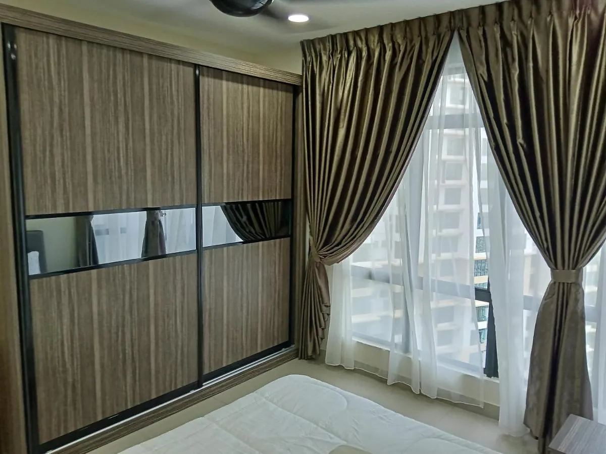Luxury Stay - 2 Rooms With Condo Facility - Mount Austin Jb - Special Offer Johor Bahru